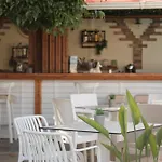 Tereza מלון דירות אצ'ארבי